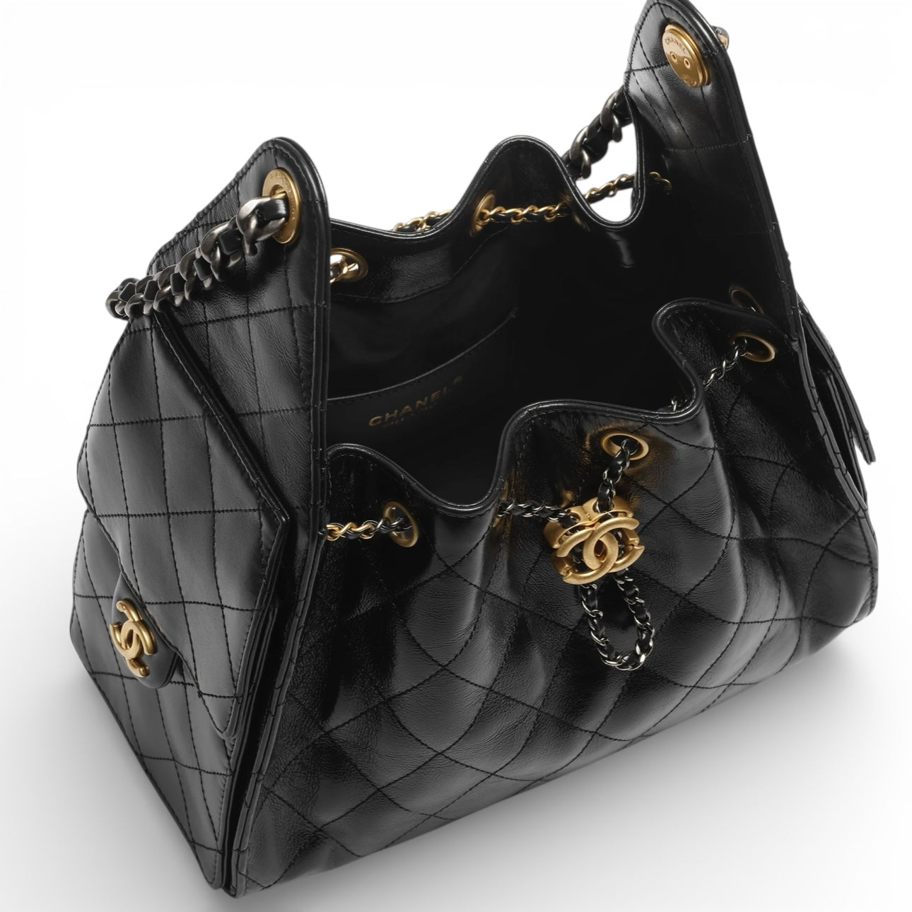 Chanel 25 Crumpled Calfskin Leather